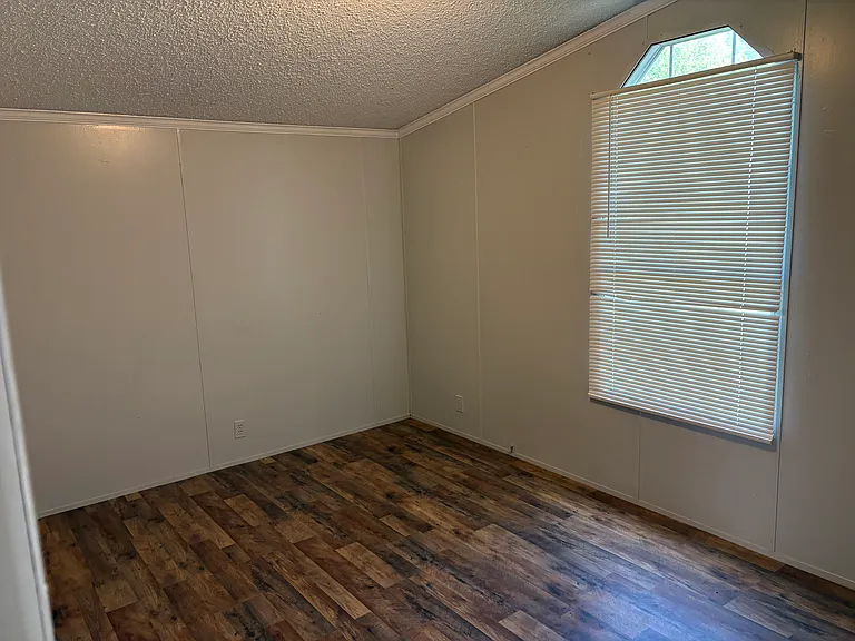 35 Kingswood Lake Ln — Photo 8