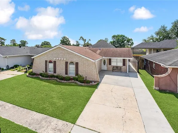 3709 Plaza Dr, Chalmette, LA 70043