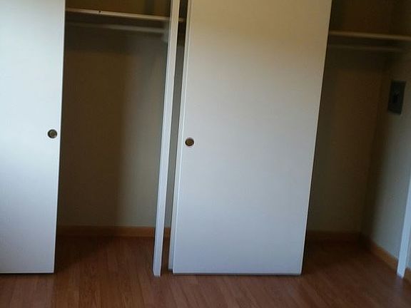 4th image of 4338 Mississippi St APT 12 1/2