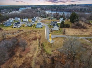 12 Point Shore Rd, Amesbury, MA 01913