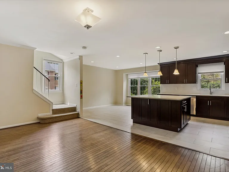 7230 Taveshire Way — Photo 6