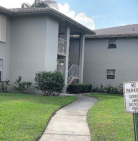 1st image of 8 Lake Vista Trl APT 204