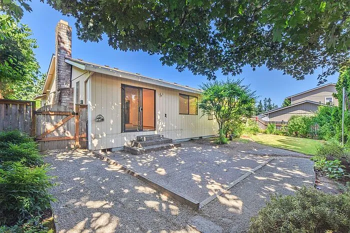 6540 SW 204th Pl — Photo 22