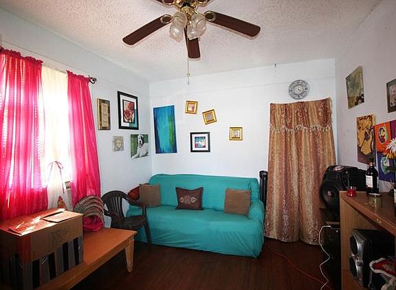 3rd image of 2816 Palmyra St