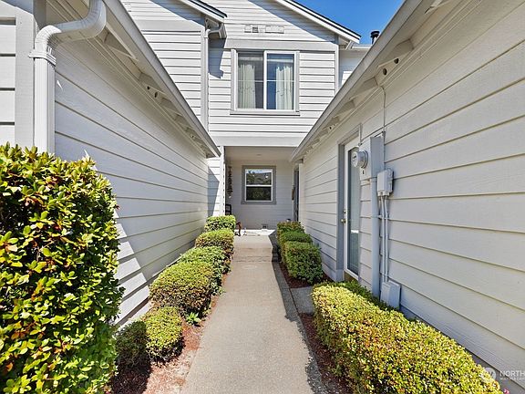 2nd image of 9693 Long Point Lane NW