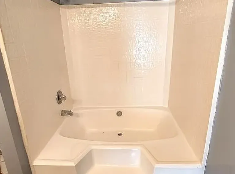 1912 Tryon Dr #8 — Photo 14