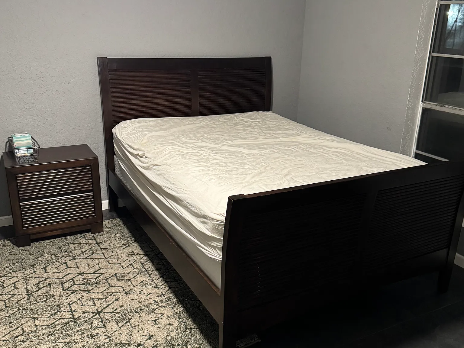 2 bed, 1190 sqft, $2,500 — Photo 2