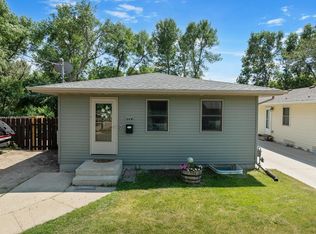 1608 3rd Ave SE, Minot, ND 58701