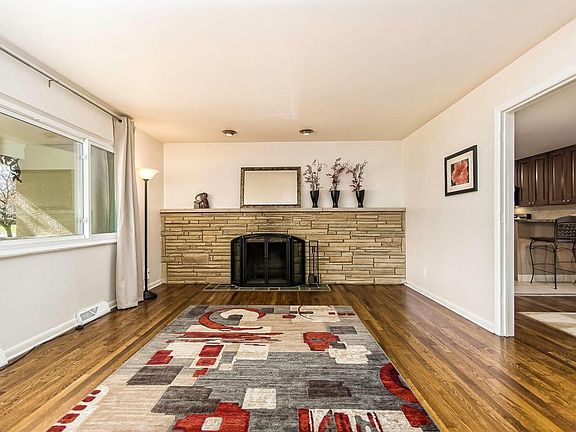 2nd image of 3478 Wenwood Dr