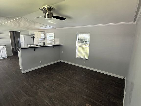 3rd image of 543 Wancy Cir