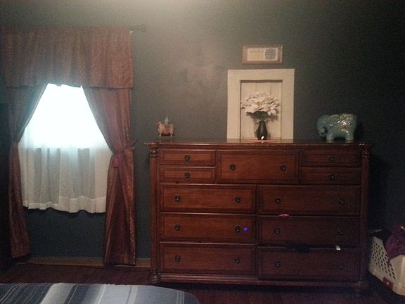 5th image of 4695 Dogwood Ln