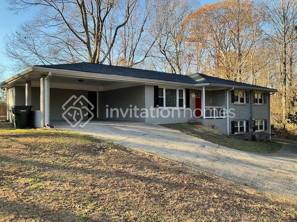 3558 Pine Needle Dr SW