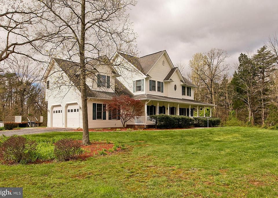 1st image of 108 Cedar Ln