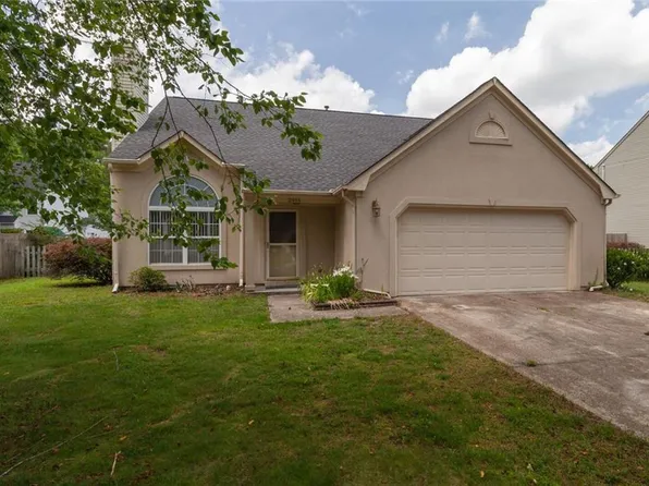 2916 Sugar Maple Dr, Virginia Beach, VA 23453