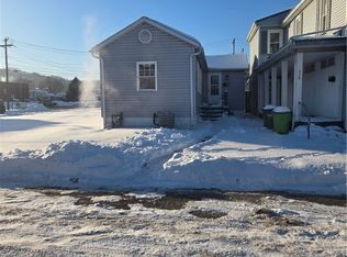 318 Bank St, Dennison, OH 44621