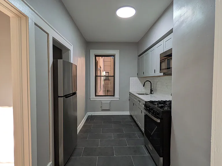 331-333 Elmora Ave #1D — Photo 20