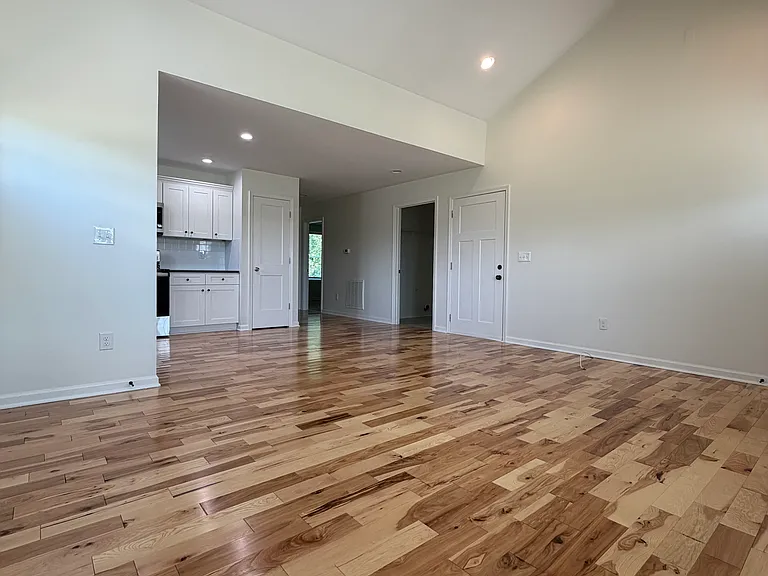 1338 Magnolia Grove Rd — Photo 4