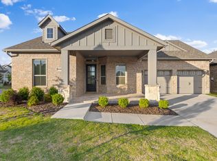 8808 Royal Star Rd, Rowlett, TX 75089