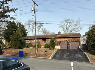 345 18th Ave, Brick, NJ 08724