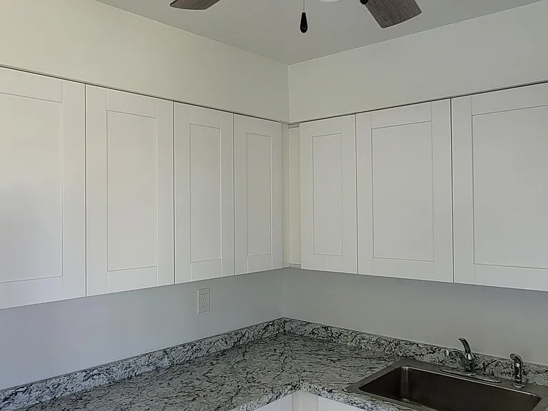 615 Joel Blvd #A — Photo 7