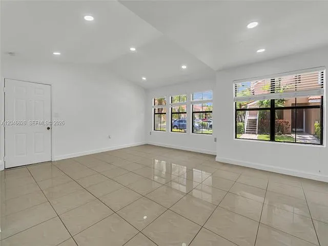 15560 SW 104th Ter #6112 — Photo 14