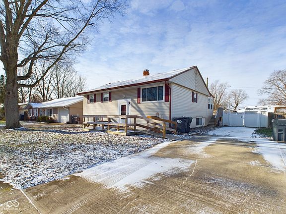 2nd image of 1405 Woodbine Dr
