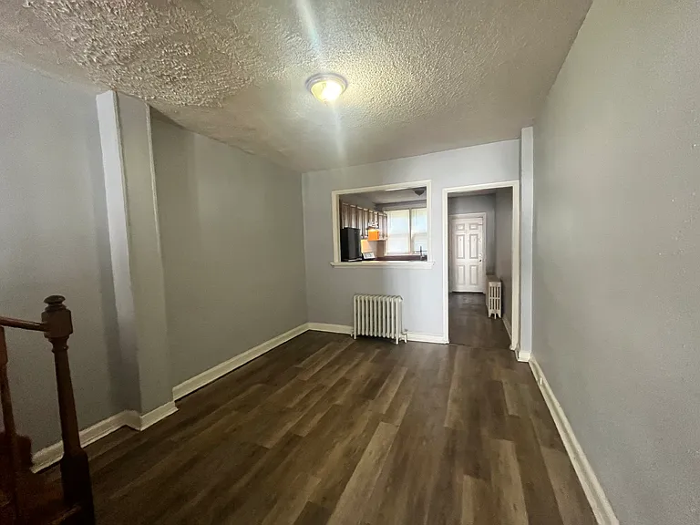 1661 Fillmore St — Photo 2