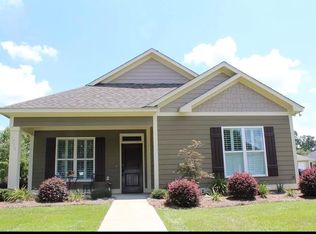 1738 Arlington Park Cir, Albany, GA 31701