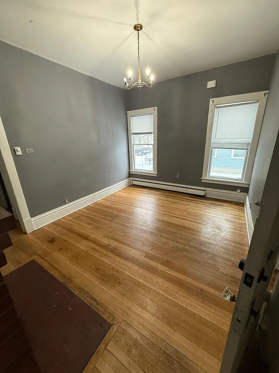 Building Photo - 611 W Prospect St #2