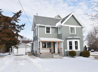 307 E 4th St, Earl Park, IN 47942