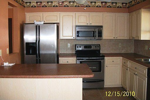 3rd image of 1129 SW 40th Ter