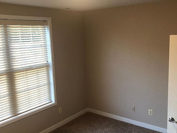 Top right corner of room, viewed from bottom left corner.