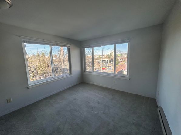 6410 8th Ave NE APT 402