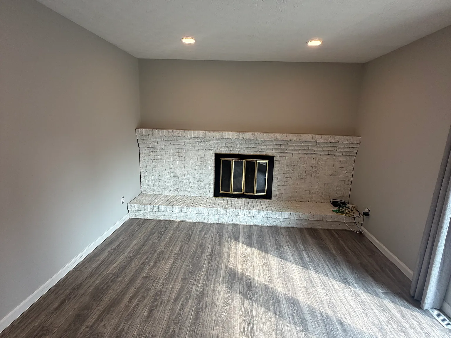 4 bed, 2.5 bath, 1824 sqft, $3,000 — Photo 2