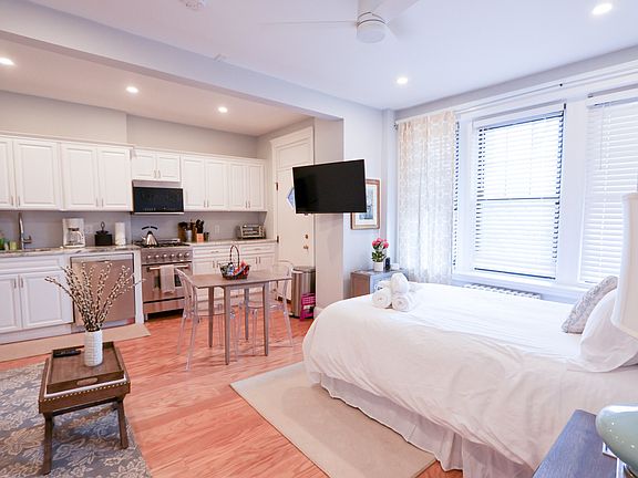 2nd image of 185-187 Chestnut Hill Ave #6A