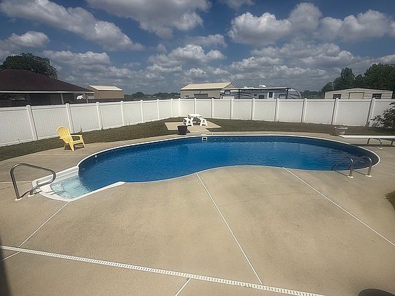 3rd image of 56 Edgar Rackard Ln