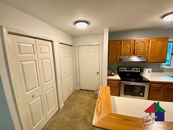 3rd image of 400 S Barre Rd Unit 6