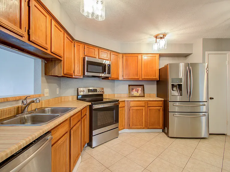 113 Wood Hollow Dr — Photo 9