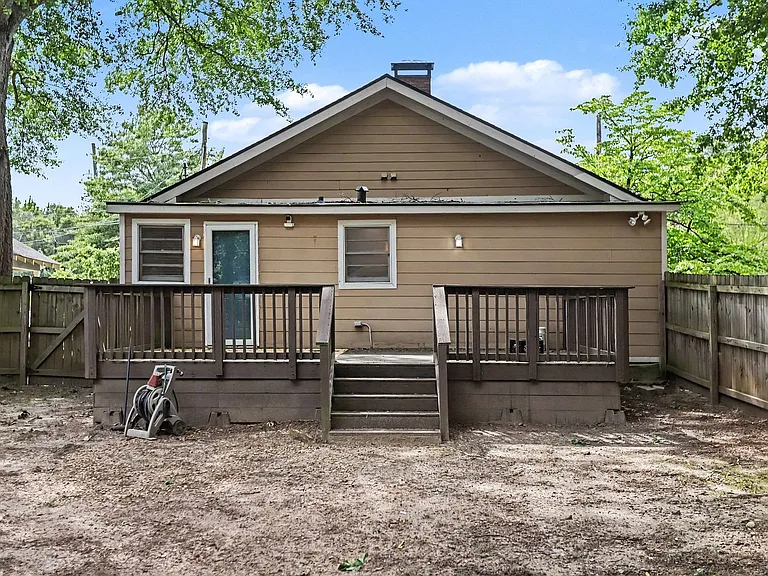 796 Peeples St SW — Photo 24