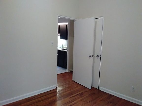 4th image of 246 Bradhurst Ave APT 37