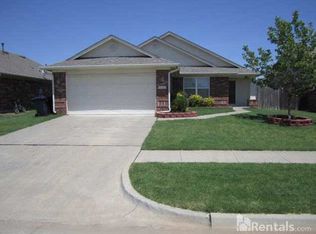 10609 NW 33rd St, Yukon, OK 73099