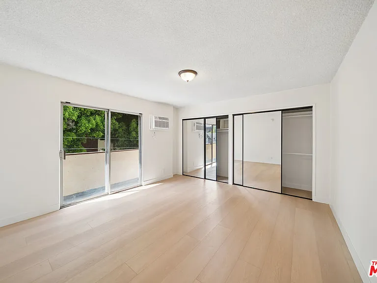 10980 Ohio Ave #201 — Photo 11