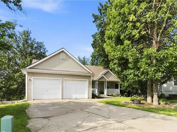 16915 E 41st Ter S, Independence, MO 64055