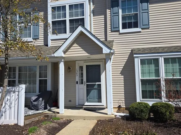 1303 Wharton Rd, Mount Laurel, NJ 08054