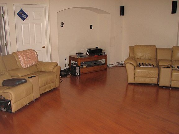 Upstairs Bonus Room