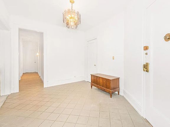 3rd image of 525 W 238th St APT 3H