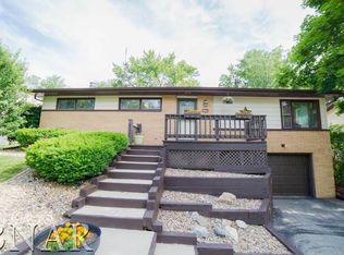 1400 Searle Dr, Normal, IL 61761