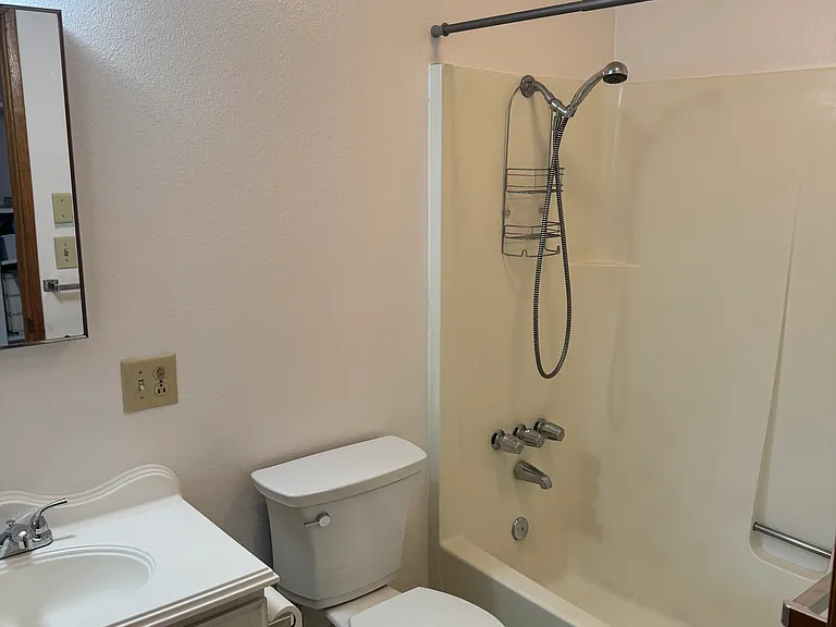 2402 Pacific St #6 — Photo 6