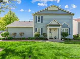 2626 Prairieview Ln S, Aurora, IL 60502