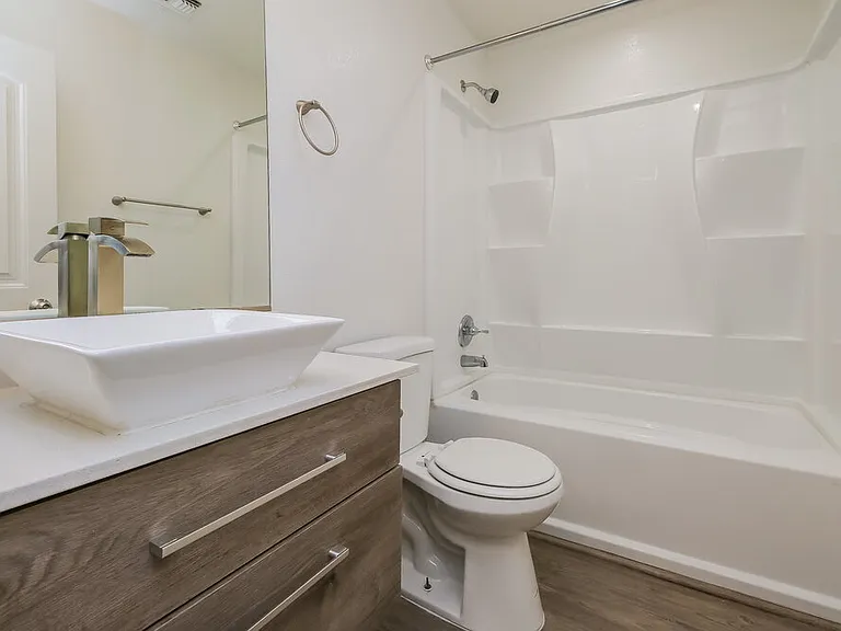 3825 E Frances Ln — Photo 14